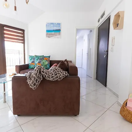 Seastоry By Rv Βάρνα